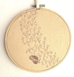 画像1: インテリアフレーム　「キツネ＆フラックス刺繍・ベージュリネン」