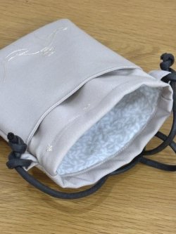 画像2: 指揮者&星刺繍モヘヤウールサンドベージュ（外ポケット＆裏付き）・５寸サコッシュ