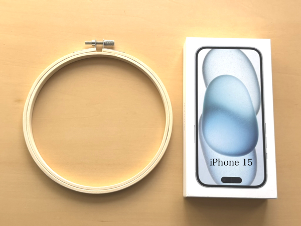 画像: 刺しゅうフレームM　「バブル＆フィッシュ刺繍・グレイッシュピンクコットンリネン」